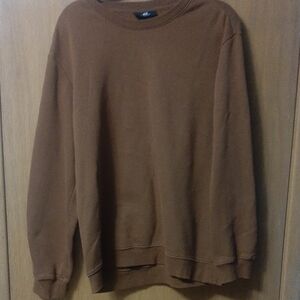 H&M Men's Tan Crewneck Sweater